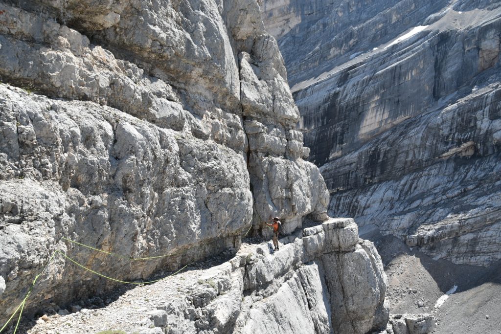 Alessandro on the traverse of the Tower of Sabbioni