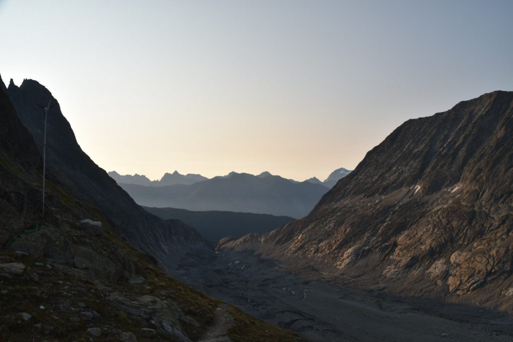 Starting the day with a colourful display