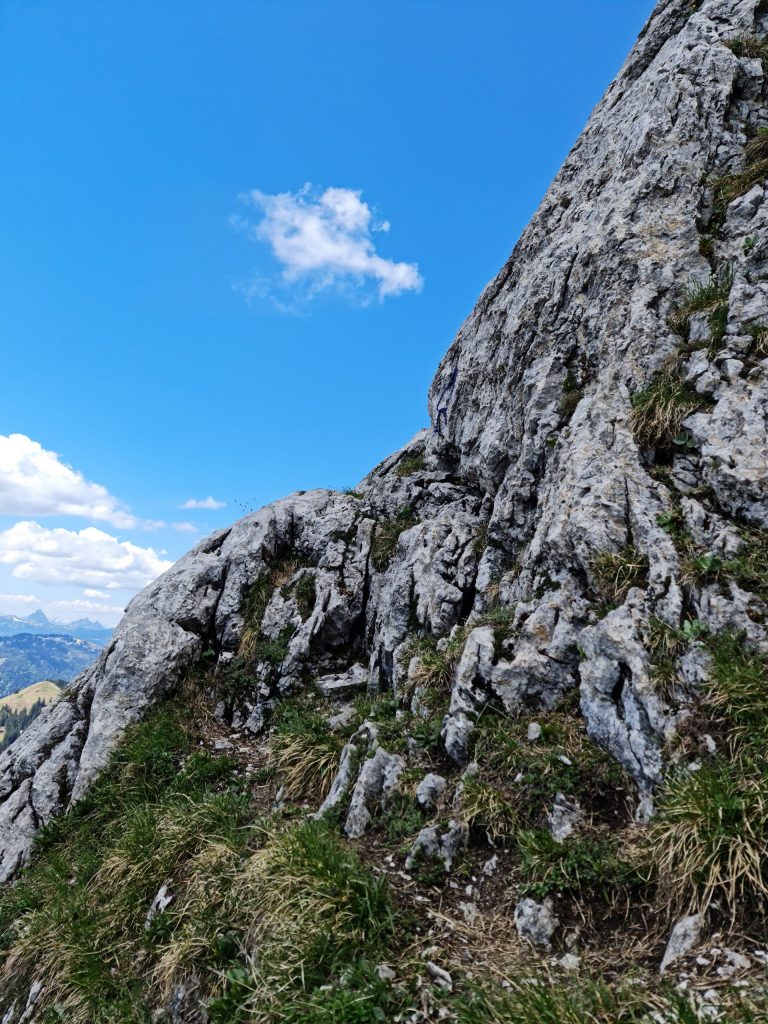 The start to the Chöpfenberg south ridge (S-Grat) route